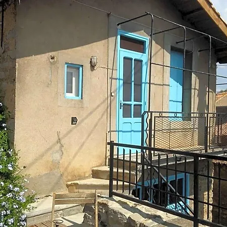 Du Charron Oda ve Kahvaltı 3*